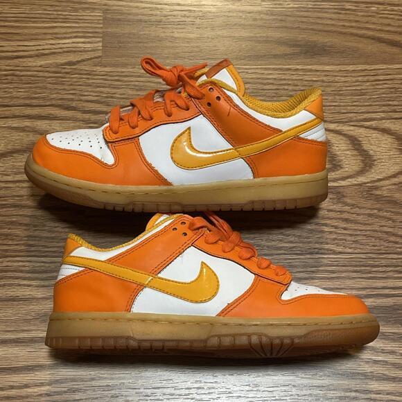 2006 White & Orange Blaze Nike Low Dunk  or Skate Sneakers Women's 7 - Picture 1 of 9